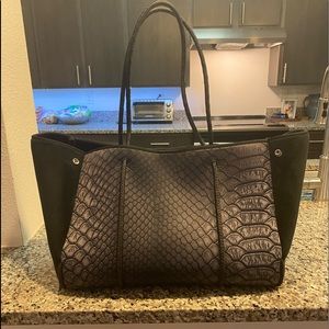 Haute Shore Neoprene Bag